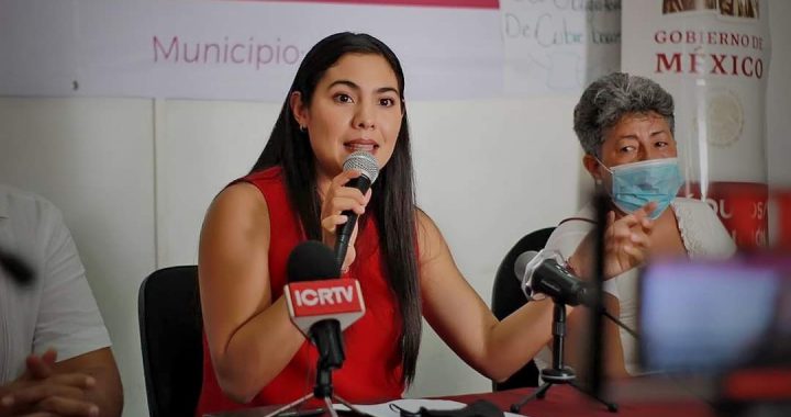 Indira Vizcaíno: en Manzanillo se han invertido 432 millones este año en programas sociales