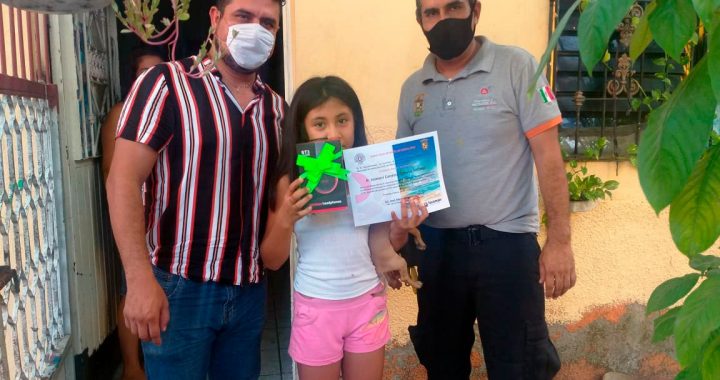 Con dibujos, la niñez tecomense participa en materia de prevención de tsunamis