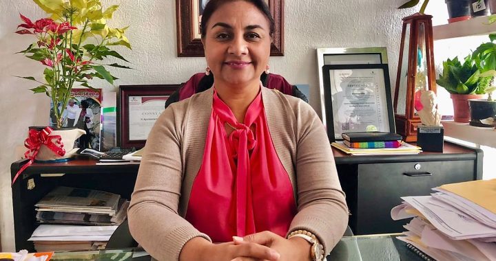 Griselda Martínez hace posible Internet gratuito en 14 comunidades de Manzanillo