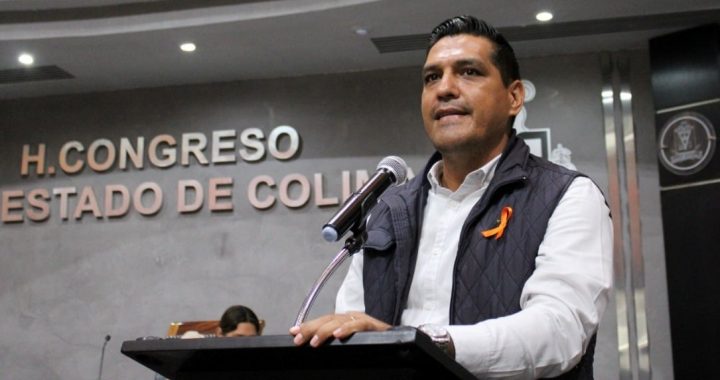 Tunden a Héctor Magaña por  hacer «política barata» y tratar de engañar a la gente