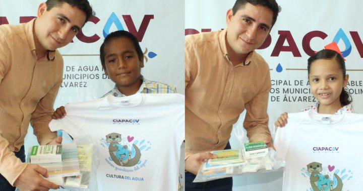 Director de CIAPACOV, entrega premios a ganadores del 1er concurso de poesía “Cuidemos el agua, los océanos y el planeta»