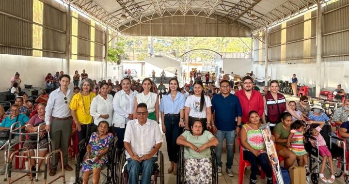 DIF Estatal Colima entrega 128 aparatos ortopédicos a habitantes de Manzanillo, Tecomán, Armería y Minatitlán