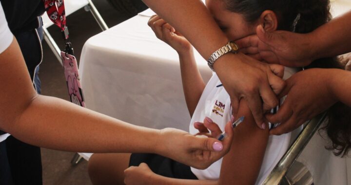 Vacuna anti-influenza reduce riesgo de muerte en la niñez y de ingresar a cuidados intensivos en personas adultas