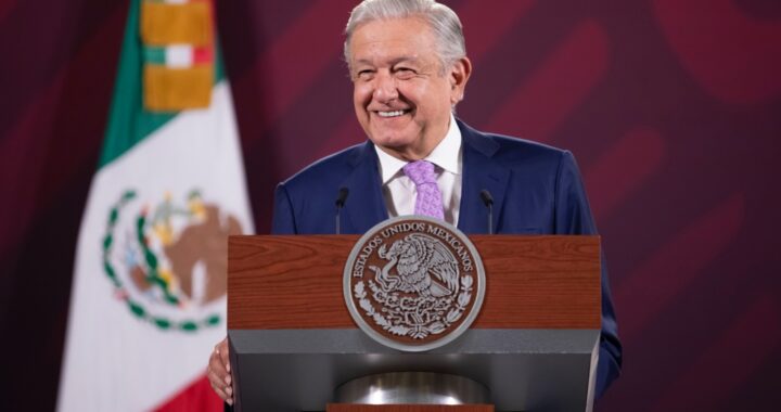 Compra de 13 plantas de Iberdrola fue una “muy buena decisión”, conveniente para las dos partes: AMLO