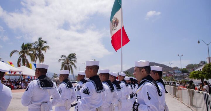 Gobernadora participa en ceremonia por Día de la Marina Nacional