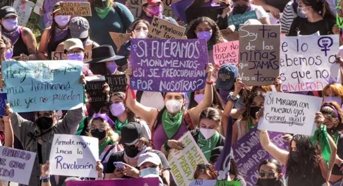 Marcha 8M en Ciudad de México: Un Llamado a la Acción por los Derechos de las Mujeres