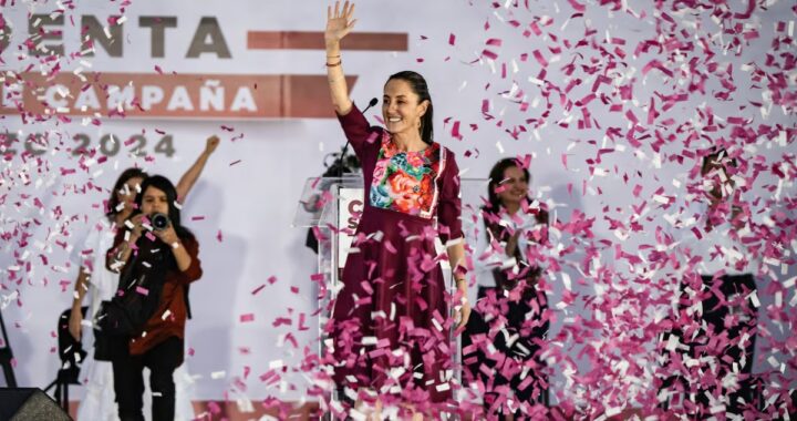 Miles de simpatizantes llegan al Zócalo para el cierre de campaña de Claudia Sheinbaum