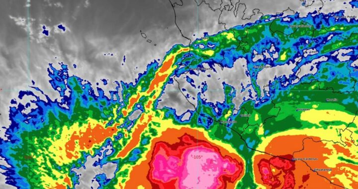 ‘John’ ya es Huracán categoría 1; UEPC Colima está en alerta máxima