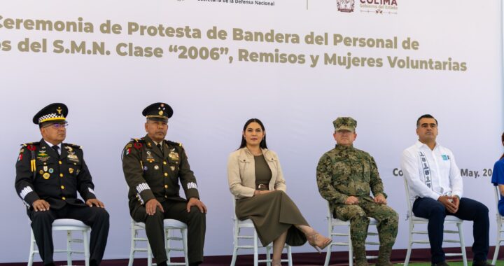 Realizan Ceremonia de Protesta de Bandera de Soldados clase 2006, remisos y mujeres voluntarias