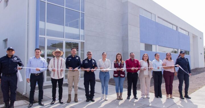 Indira Vizcaíno entrega la construcción de dormitorios y el taller del IFCPP; se invirtieron más de 15 mdp