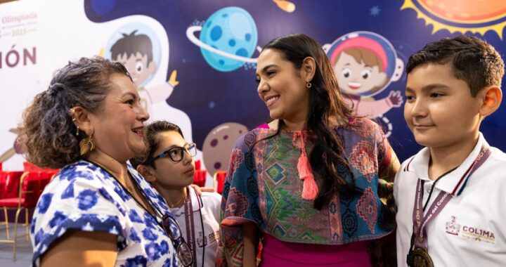 Gobernadora Indira Vizcaíno premia a estudiantes con mejores promedios en la Olimpiada del Conocimiento Infantil 2025